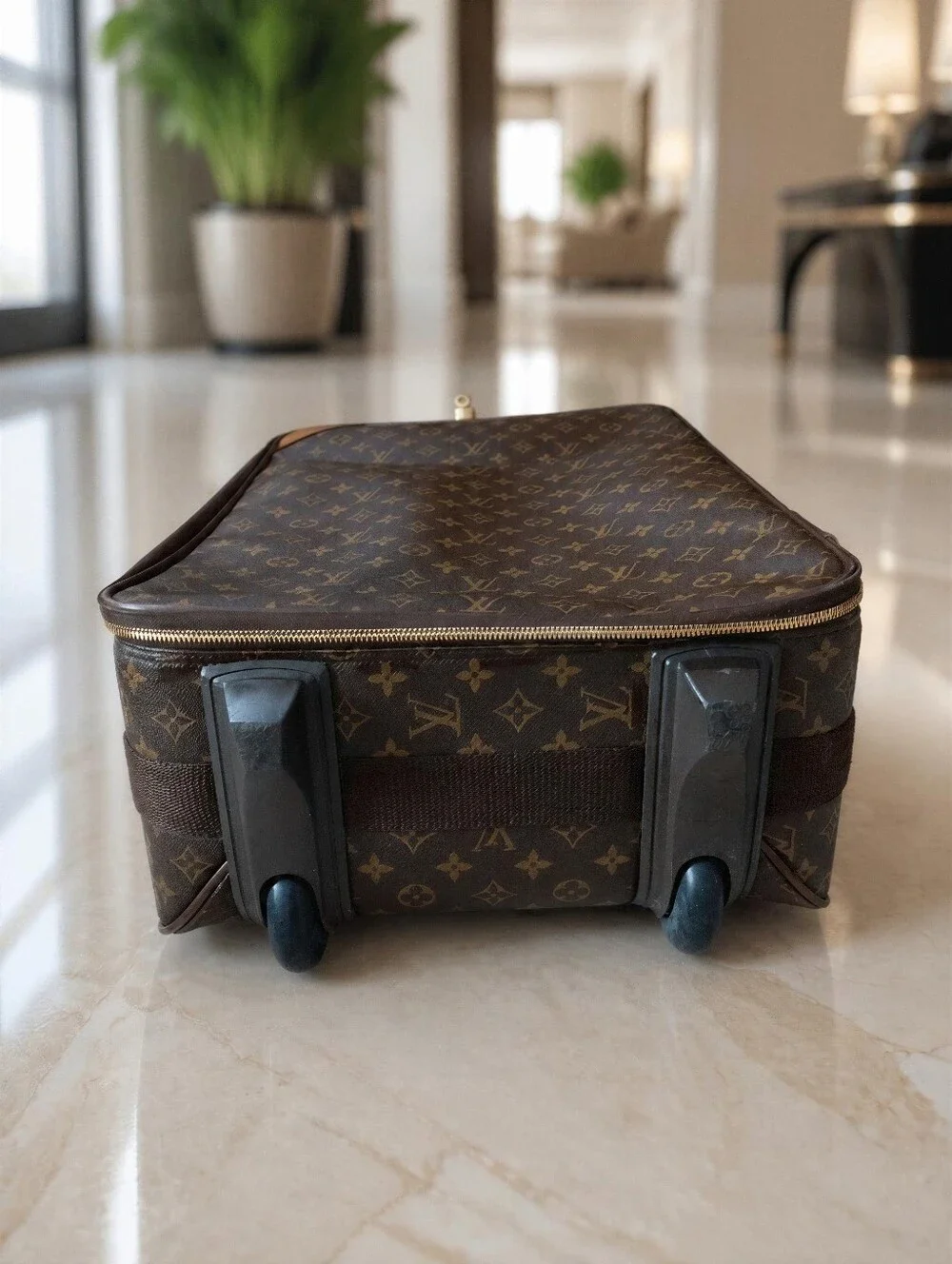 Louis Vuitton 💎 verified
